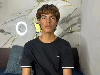 MartiinRoss cam model