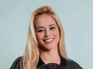 Martina2222 cam model
