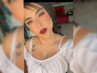Miagirlhot777 cam model