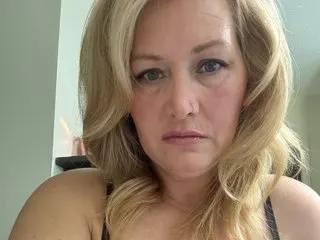 MikaelaMilks — Streamate cam model