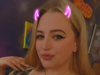 Missy_evans25 cam model