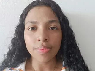 Mollyworlld cam model