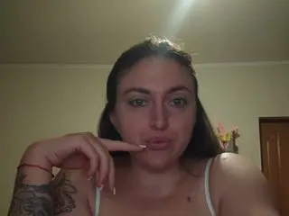 MonaBack cam model