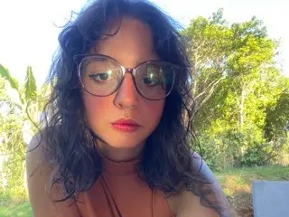 MyaMillor cam model