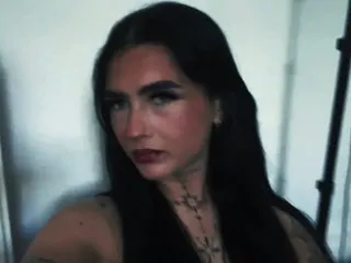 Myaraven111 cam model