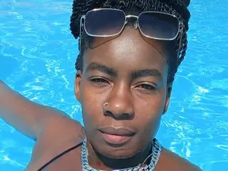 MzSwisher cam model