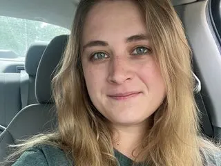 Nataliesquirts4216 cam model