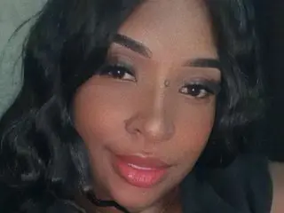 Naty_Lm cam model