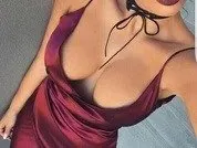 Naughty_Helen cam model