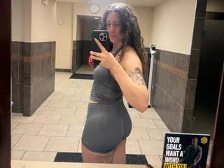 NicoQuinn cam model