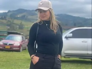Pamelamilfhot — live cam