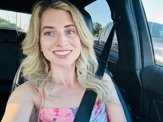 PresleyLouiseRose cam model