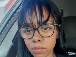 PrincessMaeNa cam model