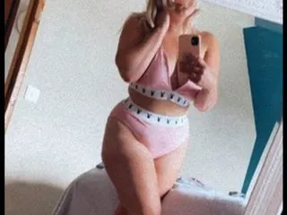 QueenKittyxoox cam model