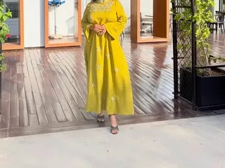 Queenfareen cam model