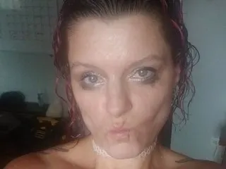 RUBYROSE4U cam model