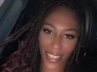 RaunchyRhianna cam model