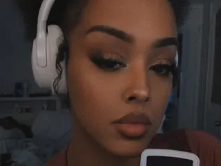 RileyyyGreene cam model