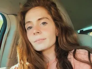 RosiePosie000 cam model