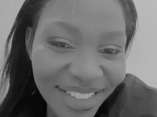 SEDUCTIVEMELANIN — Streamate cam model