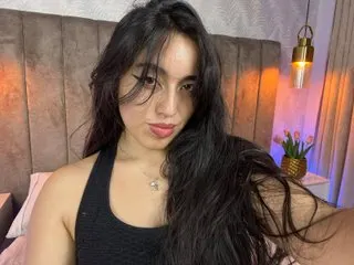 STARKUROZAWA_606 cam model