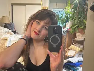 SamiSue cam model