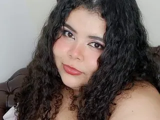 SarahBowiee cam model