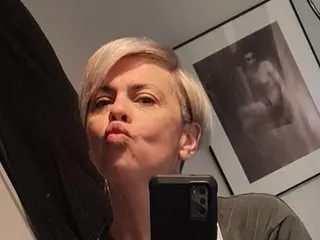 Scarlet139 cam model
