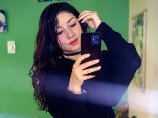 ScarlethSg cam model