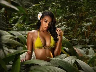 Scarlett_Bllack cam model