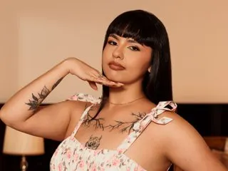 SelineMyers — Streamate cam model