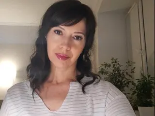 Selvara — Streamate cam model