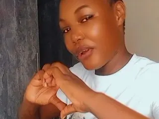 Shantellove — #27 cam model October 2026