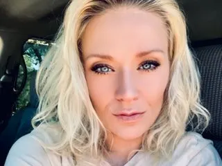 SkylarSinclairStarr cam model