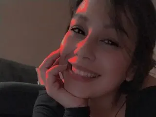 SmokeSass — Streamate cam model