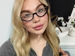 SoftKylie cam model