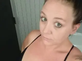 Squirtqueen00 cam model