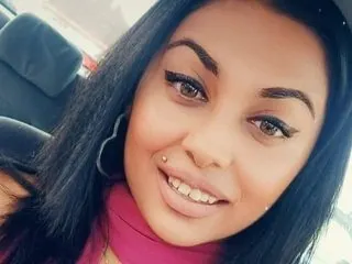 SukiRhodes — Streamate cam model