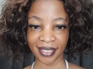 TINYTROUBLExx cam model