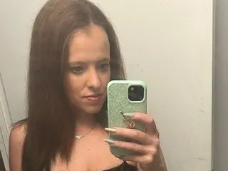 Tastytitties89 cam model