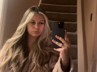 TheLilaRose cam model