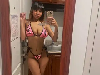 Thebustydiamond cam model