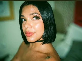 TiianaGloww
