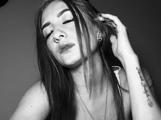 Valery_Skinny cam model