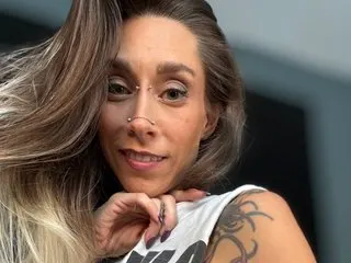 VeronicaArcher cam model