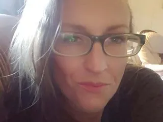 VivianLayne cam model