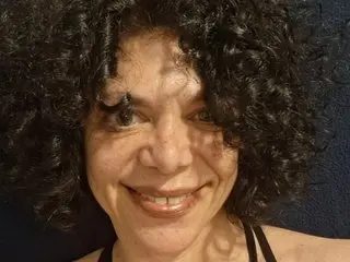 VivienneVale cam model