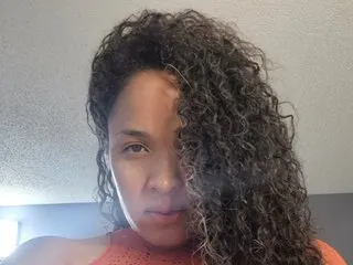 Wifeykey22222 — Streamate cam model