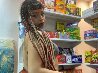 WillowLevine — Streamate cam model