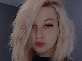 YourBabeRandy cam model